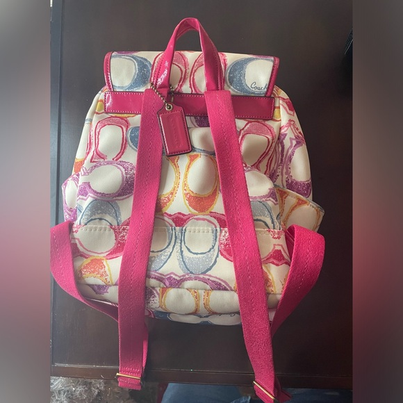Coach Poppy Scribble Backpack - Picture 2 of 8